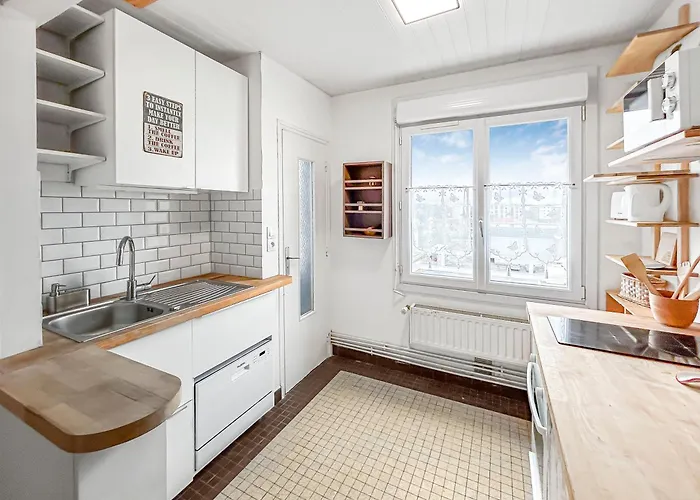 Confort Et Vue A Deux Pas Du Centre 兰斯