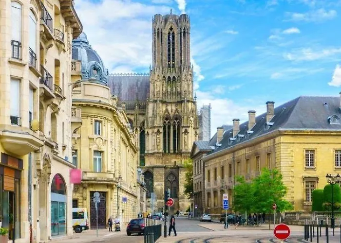 Confort Et Vue A Deux Pas Du Centre 公寓 *