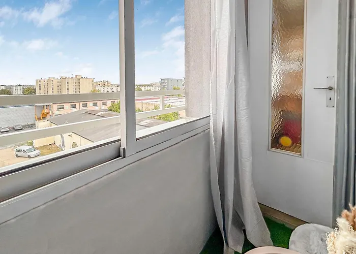 Confort Et Vue A Deux Pas Du Centre 兰斯