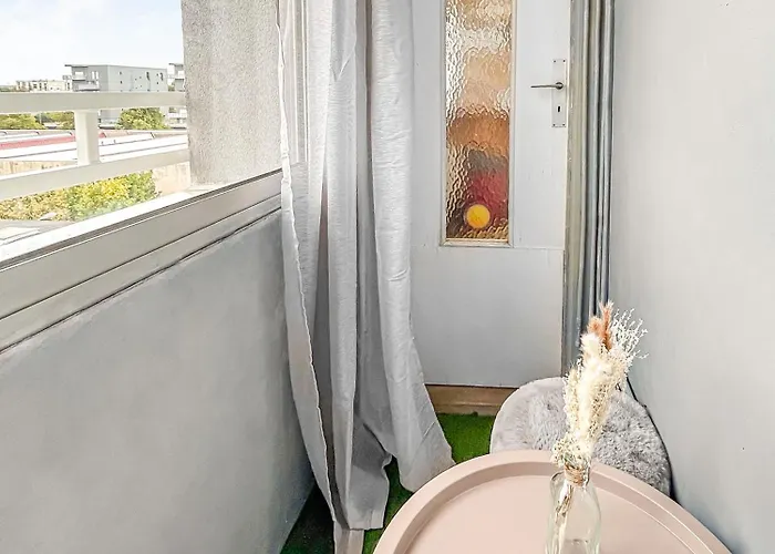 Confort Et Vue A Deux Pas Du Centre 兰斯